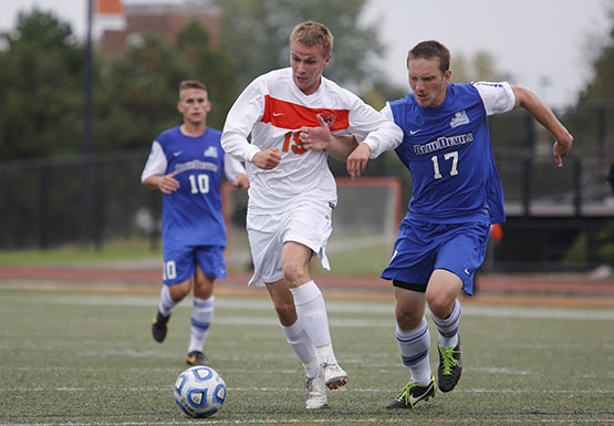 Mens soccer shuts out SUNYAC opponents in weekend sweep
