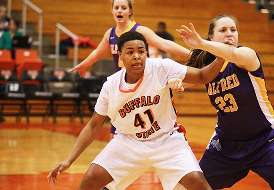 Preseason All-America Bianca Smiley leads the womens basketball team into a new season.