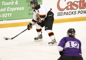 Women’s Hockey gets revenge on Cortland, 3-2