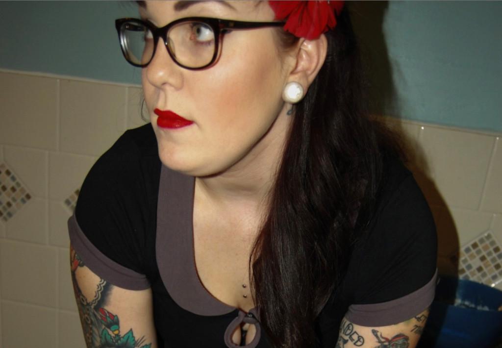 Alumna challenges perceptions of tattooed women with Masters thesis