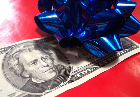Broke and stuck for Christmas gifts? Thoughtful, thrifty ideas abound