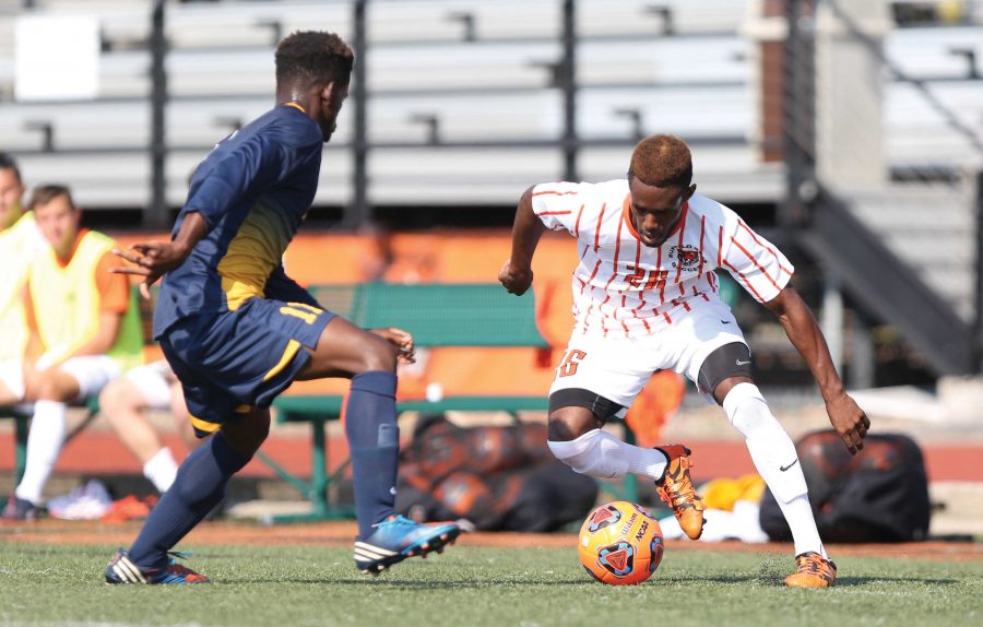 Men’s soccer knocked out of NCAA playoffs by Hobart, 2-0