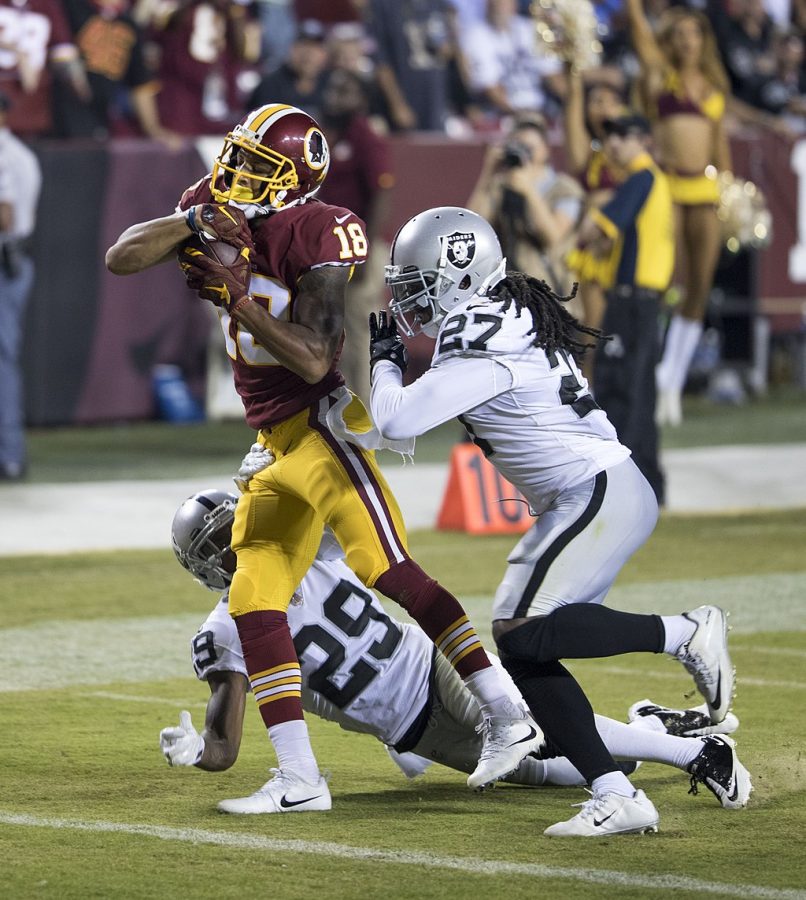 1024px-Josh_Doctson_(36632502803) (1)