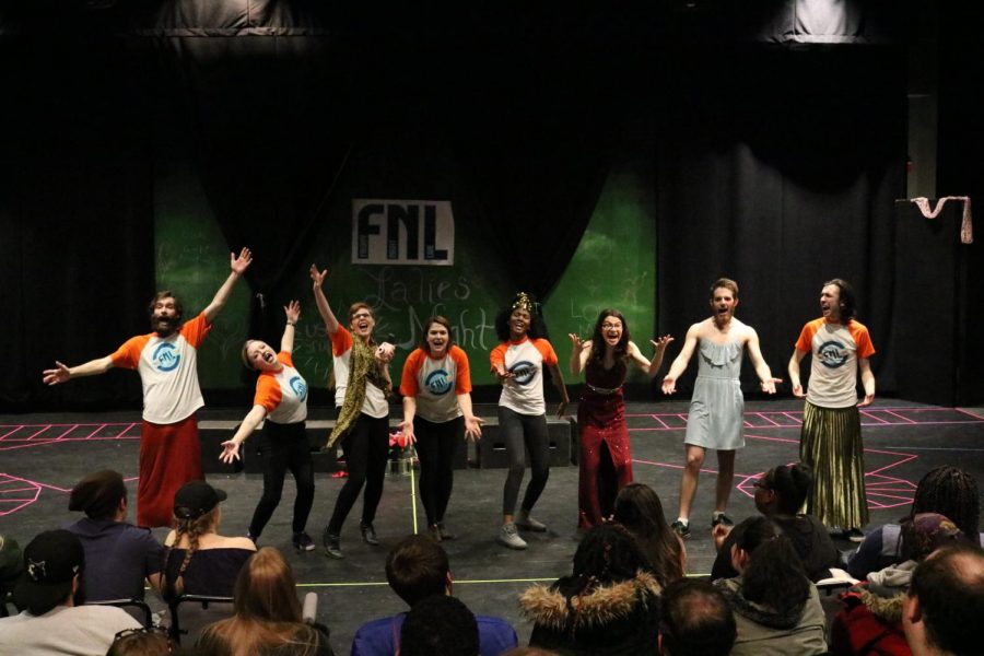 Cast members of FNL striking a pose