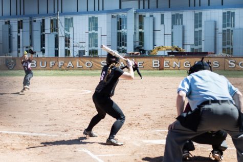 Playoff hopes for Softball dwindle, lose a pair to Oneonta