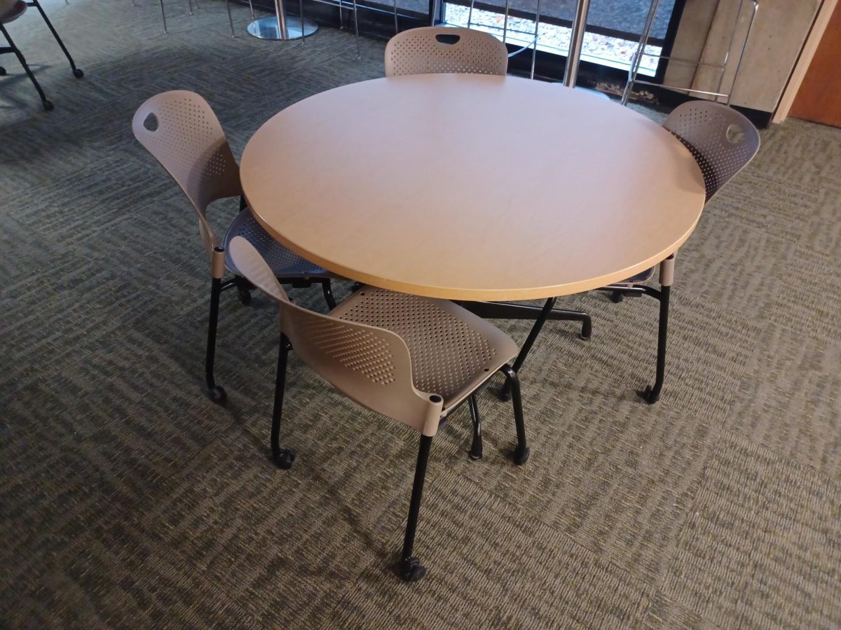 A+table+that+is+conducive+to+Restorative+Justice+conversations+and+circles.+