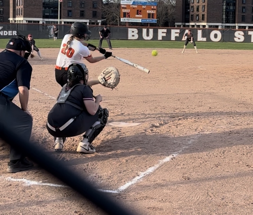 Buffalo State softball bounces back with a pair of wins against Nazareth University