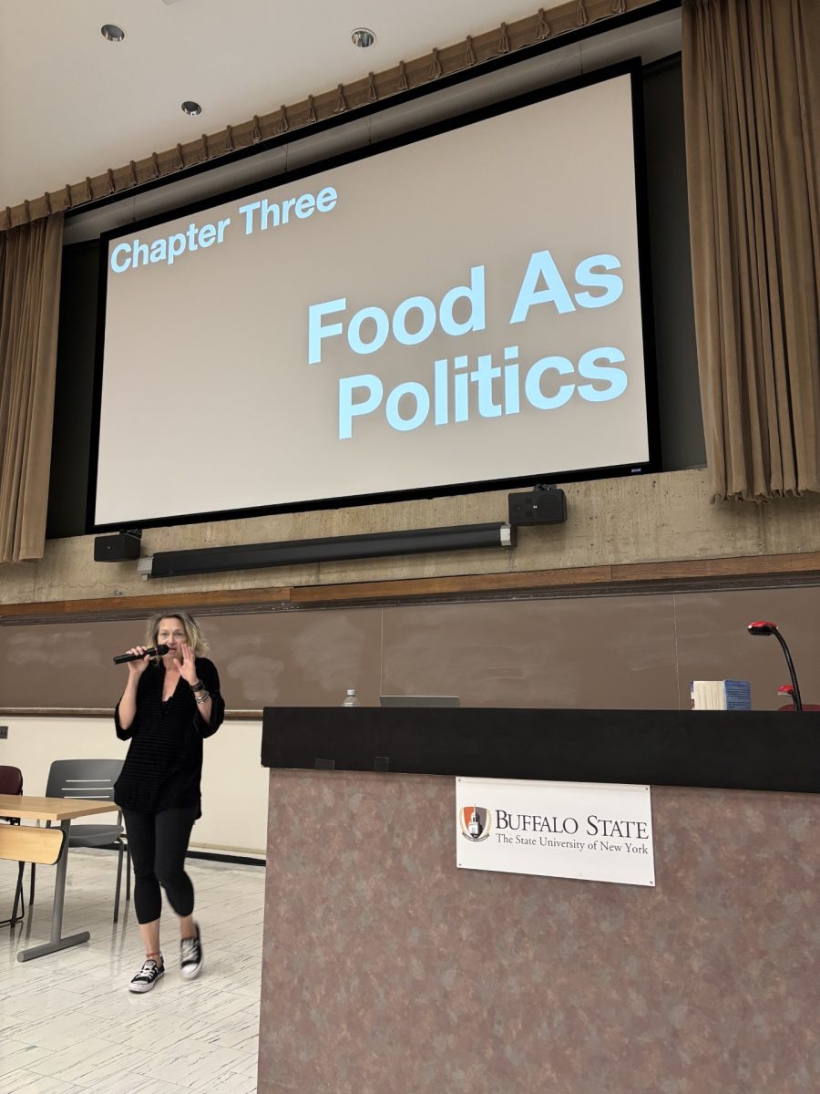 Kim Foster delivering her lecture on her book "The Meth Lunches."