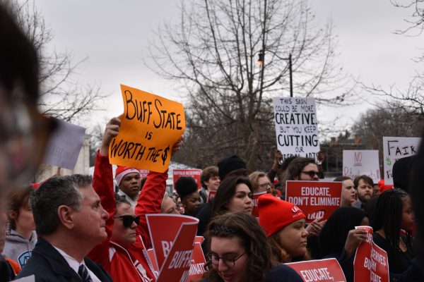 UUP organizes a protest against Buffalo State's program cuts